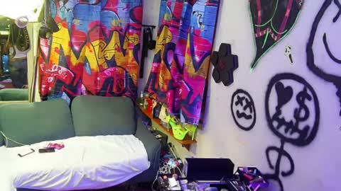 Kryztal Klear Jaxx online show from February 22, 9:01 am