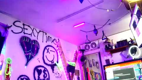 Kryztal Klear Jaxx online show from February 27, 5:47 pm