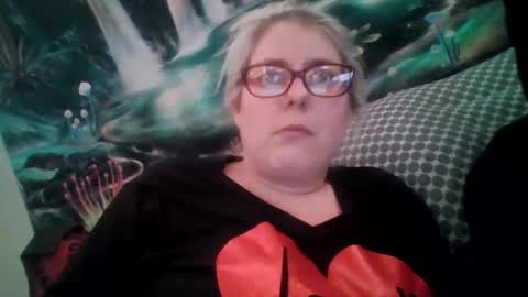 eandr6446 online show from December 16, 5:23 am