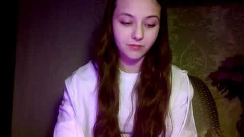 Snapshot of earlenegadsden chatting on March 3, 4:24 pm Yuni online show from March 3, 4:24 pm