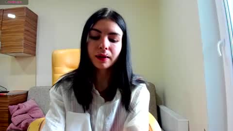 Snapshot of earthadobb chatting on July 12, 6:48 am Emma online show from July 12, 6:48 am