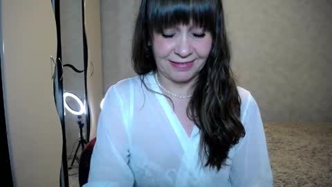 Linda online show from April 27, 5:11 pm