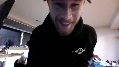 eastey891 online show from February 5, 2:51 am