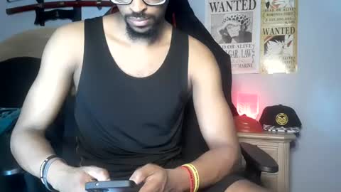 Snapshot of easybreezy20 chatting on June 27, 8:08 am TWITTER INSTAGRAM easybreezy20 ONLINE 1230 AM TO 7AM online show from June 27, 8:08 am