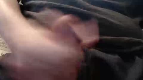 eat_a_peach2 online show from April 17, 10:51 am