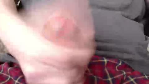 Snapshot of eat_a_peach2 chatting on April 25, 6:27 pm eat_a_peach2 online show from April 25, 6:27 pm