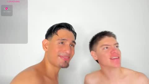 INDEPENDENT MODELS online show from March 21, 6:07 am