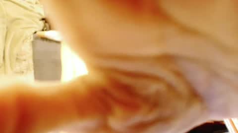Snapshot of eatme_six9 chatting on June 5, 6:24 pm Six online show from June 5, 6:24 pm
