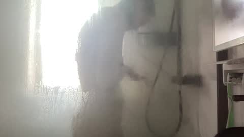 Snapshot of eatmypie69 chatting on January 14, 10:27 am Nadia Ferreira  online show from January 14, 10:27 am