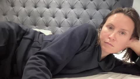 Snapshot of eatmypie69 chatting on October 4, 6:50 pm Nadia Ferreira  online show from October 4, 6:50 pm