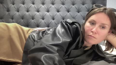 Snapshot of eatmypie69 chatting on October 12, 7:13 pm Nadia Ferreira  online show from October 12, 7:13 pm