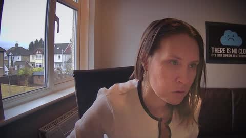 Nadia Ferreira  online show from February 19, 10:22 am