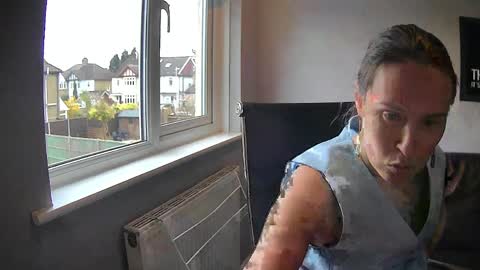 Nadia Ferreira  online show from April 4, 12:24 pm