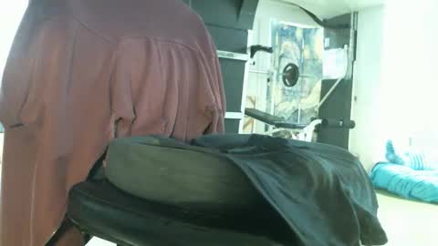 Eatshizjizz online show from November 28, 9:50 pm