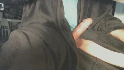 Eatshizjizz online show from March 9, 8:51 am