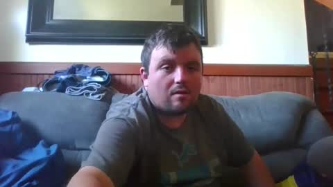 Snapshot of eazyb1991 chatting on June 3, 2:44 pm Eazyb91 online show from June 3, 2:44 pm