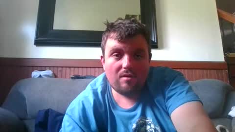 Snapshot of eazyb1991 chatting on June 7, 4:33 pm Eazyb91 online show from June 7, 4:33 pm