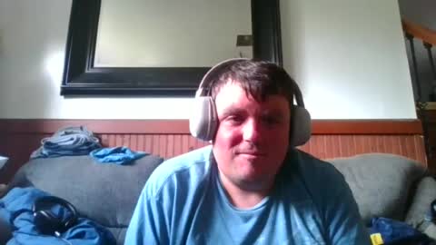 Snapshot of eazyb1991 chatting on June 23, 5:11 pm Eazyb91 online show from June 23, 5:11 pm