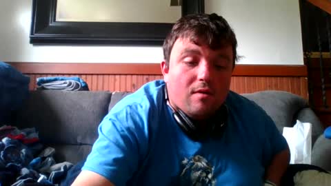 Snapshot of eazyb1991 chatting on June 26, 2:32 pm Eazyb91 online show from June 26, 2:32 pm