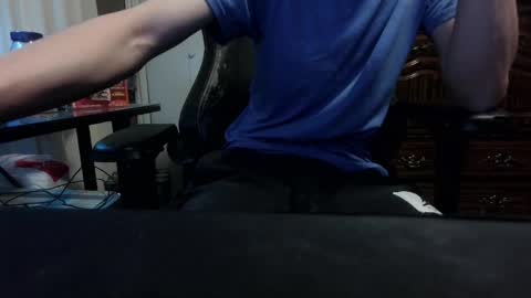 Snapshot of eazyduzit24 chatting on April 10, 6:51 am eazyduzit24 online show from April 10, 6:51 am