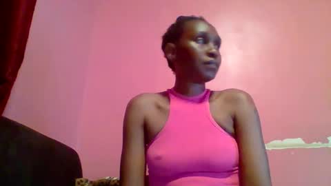 Snapshot of ebon_fantasy1 chatting on April 19, 7:16 pm Ebon Fantasy1s online show from April 19, 7:16 pm