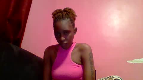 Snapshot of ebon_fantasy1 chatting on May 31, 12:08 am Ebon Fantasy1s online show from May 31, 12:08 am