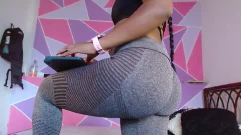 Alika Ashanti online show from February 10, 5:09 pm