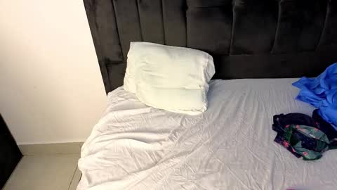 Arya online show from November 18, 8:13 pm