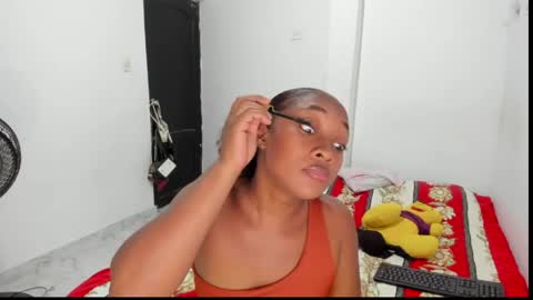 Snapshot of ebony_banks chatting on May 22, 2:40 am Liz online show from May 22, 2:40 am