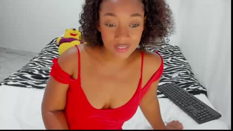 Snapshot of ebony_banks chatting on June 5, 1:45 am Liz online show from June 5, 1:45 am