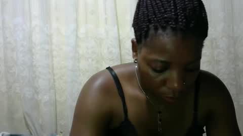 ebony_candy1998 online show from April 6, 6:53 pm