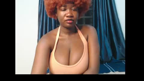 Snapshot of ebony_cum417533 chatting on July 8, 12:26 am Ann online show from July 8, 12:26 am