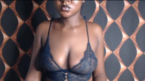 Snapshot of ebony_cuntxx10 chatting on July 15, 12:21 pm Bene online show from July 15, 12:21 pm
