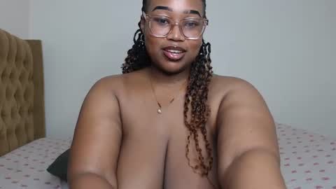 Snapshot of ebony_doll5 chatting on July 24, 6:50 pm ebony_doll5 online show from July 24, 6:50 pm