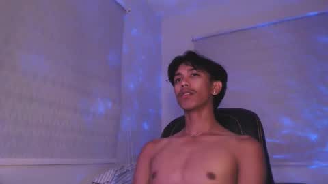 ebony_fuckboy online show from October 20, 6:30 pm