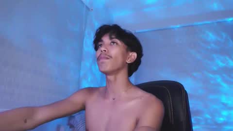 ebony_fuckboy online show from October 21, 4:41 pm