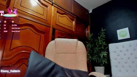 ebony_katterin online show from December 13, 7:53 pm