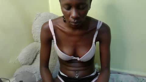 ebony_lisaaa online show from February 23, 6:49 pm