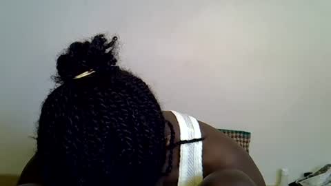 Snapshot of ebony_lynne chatting on June 24, 9:30 am ebony_lynne online show from June 24, 9:30 am