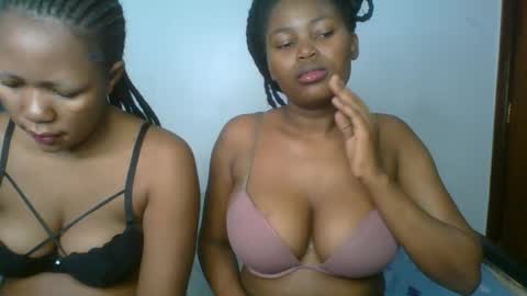 ebony_meeky online show from October 10, 5:12 pm