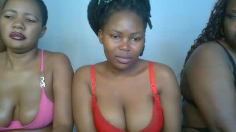 ebony_meeky online show from October 11, 5:33 pm