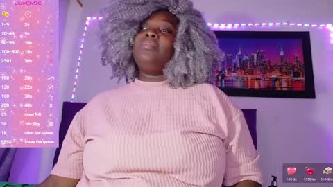 LINA  online show from April 13, 6:46 pm