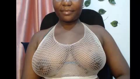 Snapshot of ebony_sexy_queen chatting on September 29, 9:36 am Racheal online show from September 29, 9:36 am