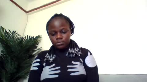 Snapshot of ebony_tasha chatting on June 22, 7:27 am tasha online show from June 22, 7:27 am