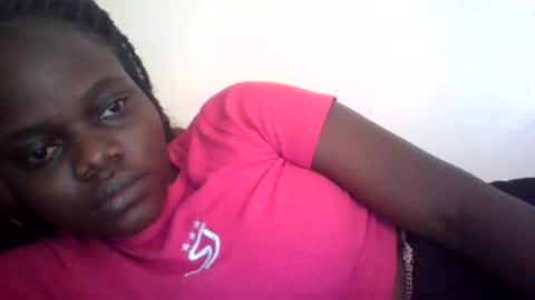 Snapshot of ebony_tasha chatting on August 1, 6:12 am tasha online show from August 1, 6:12 am