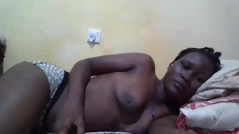 Snapshot of ebony_vanillah chatting on March 16, 7:07 pm ebony_vanillah online show from March 16, 7:07 pm