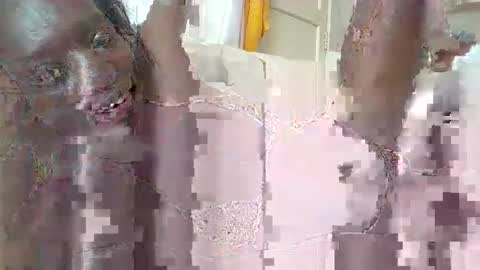 Ebony Violet online show from March 18, 6:05 am