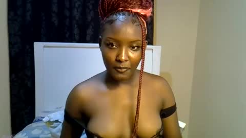 Snapshot of ebonybarbieee chatting on June 4, 11:00 pm Barbie online show from June 4, 11:00 pm