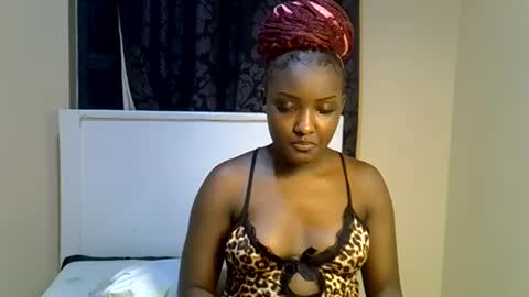 Snapshot of ebonybarbieee chatting on June 29, 6:19 pm Barbie online show from June 29, 6:19 pm
