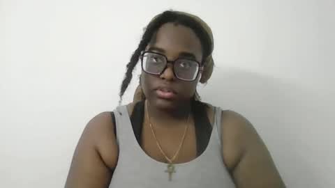 ebonybigtitqueen0 online show from September 16, 4:02 am